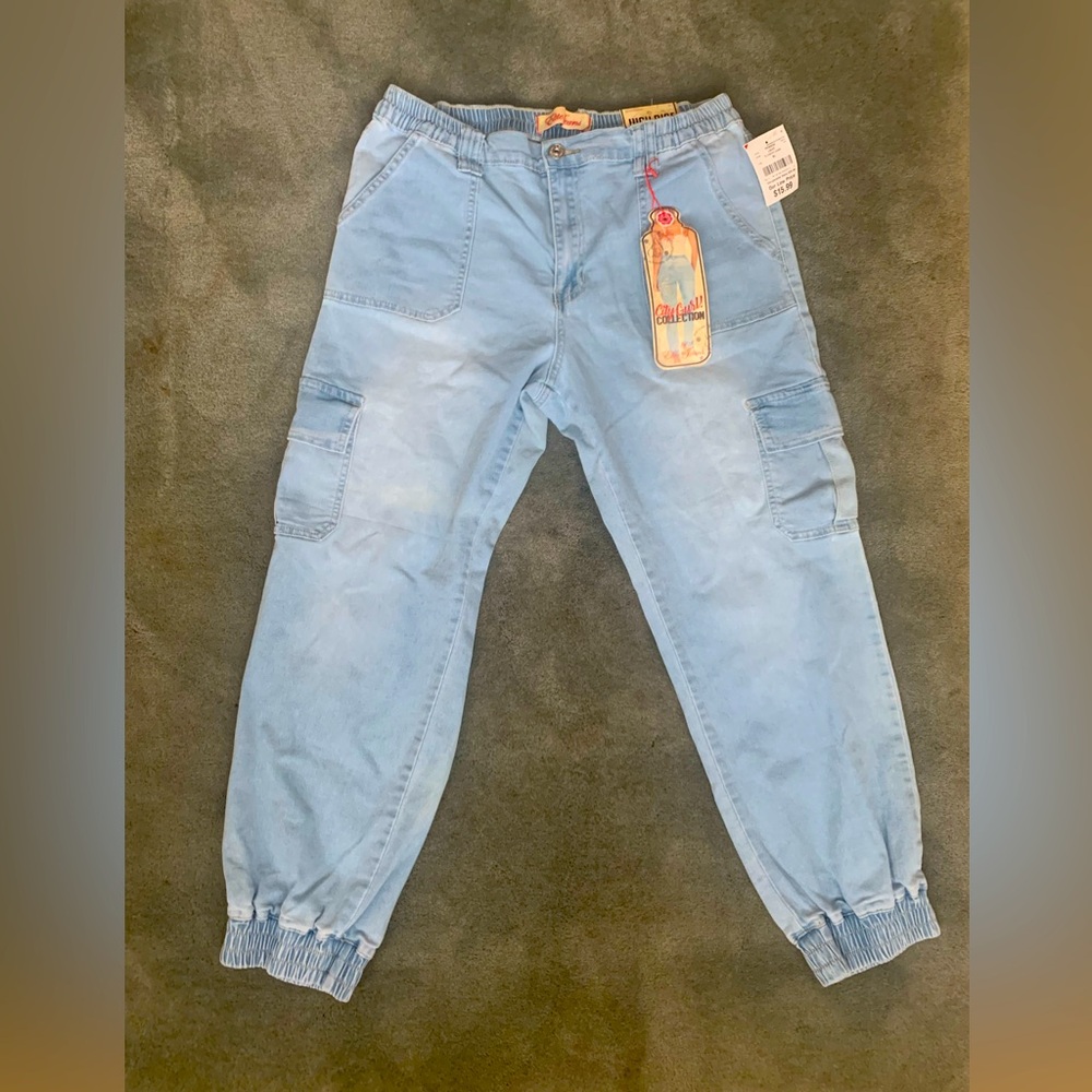 Elite City Girl Cargo Jeans